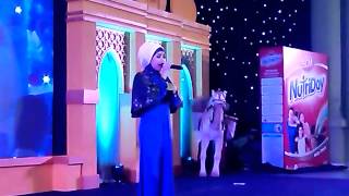 Indah Nevertari  Ibu sakha  At Auditorium Stie Ykpn Yogyakarta 020815