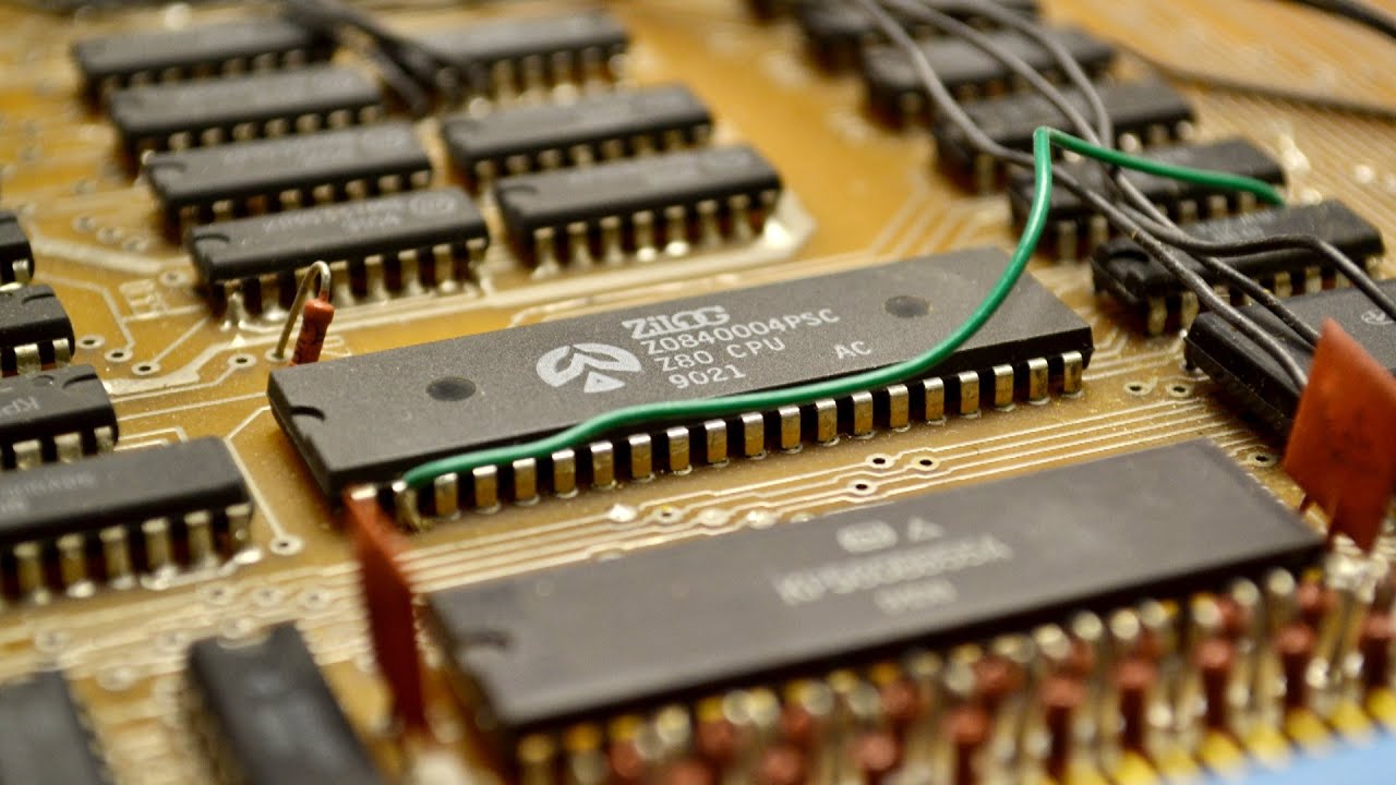 РАДУГА - компьютер из прошлого тысячелетия.