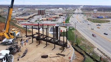 DDI-Media Digital Billboard Installation Time-lapse 2min version