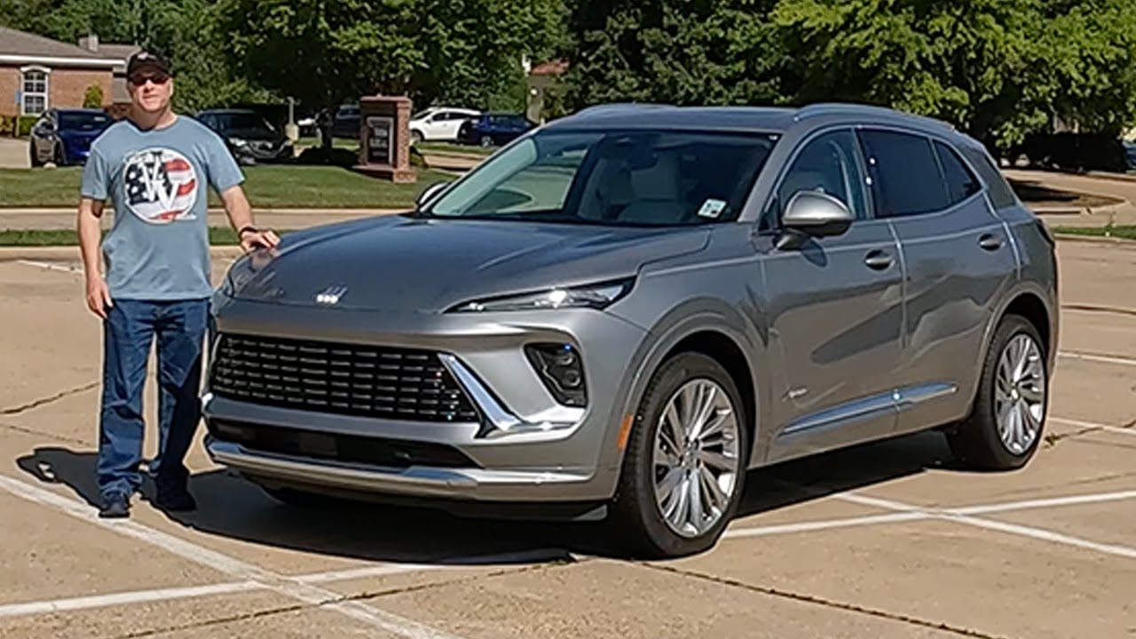 2025 Buick Envision Avenir Review - Is It A HIDDEN Crossover Gem?