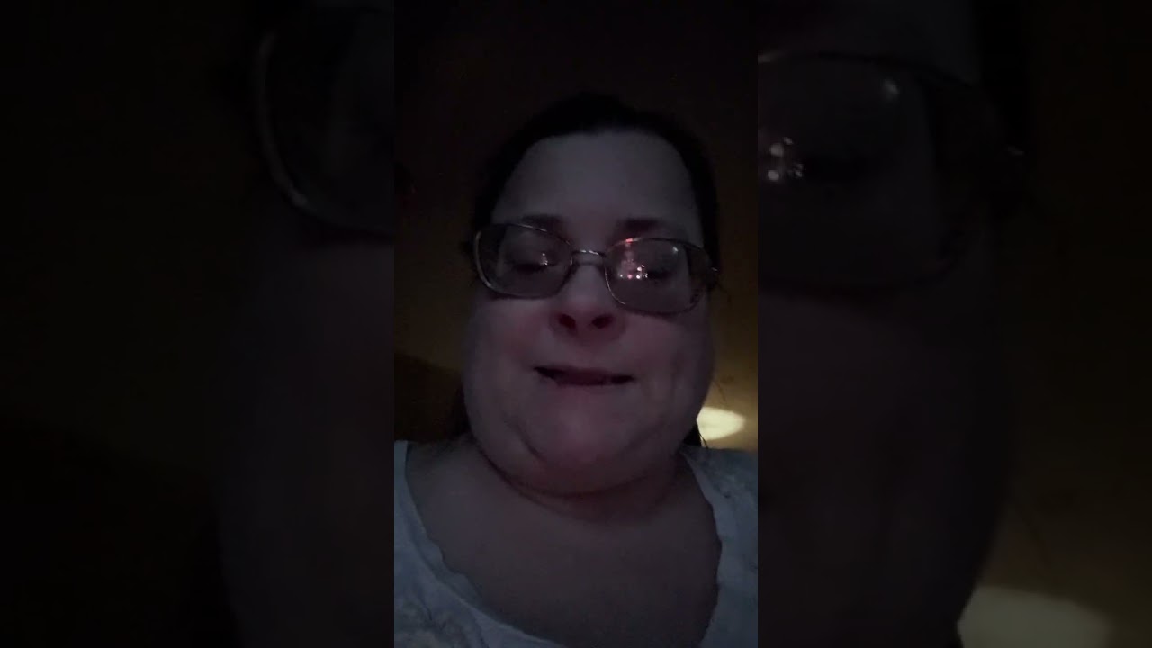 Day In The Life: Runny Noses & Pissed Off Cats! 