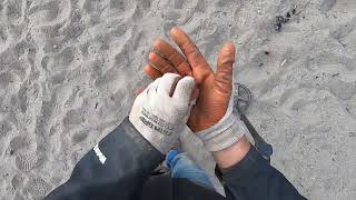 Where do you draw the line at while metal detecting?? XP Deus 2 a the impossible beach.
