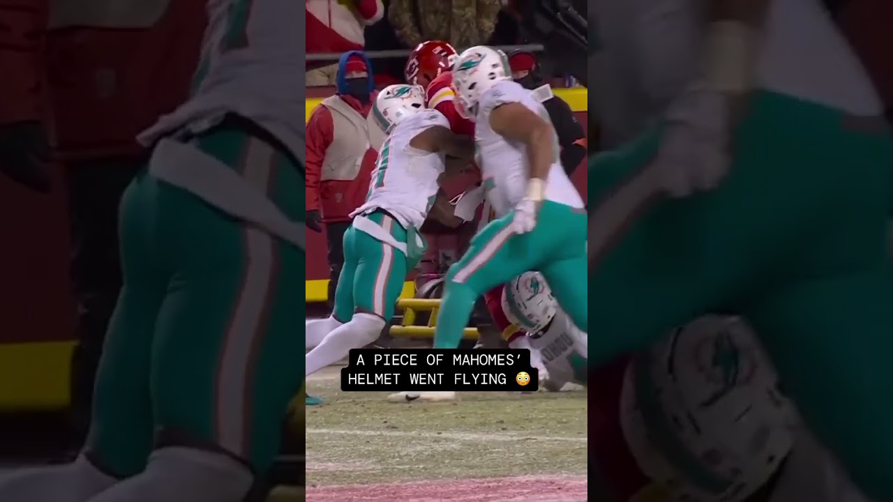 Patrick Mahomes' helmet just shattered 😱