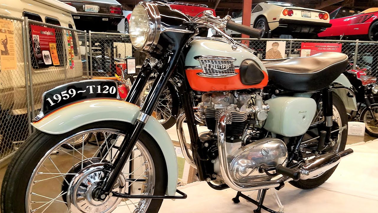 1959 Triumph Bonneville T120 Classic Vintage motorcycle Close-up View