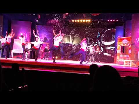 مقاطع من العرض المسرحي سيرة الحب 2