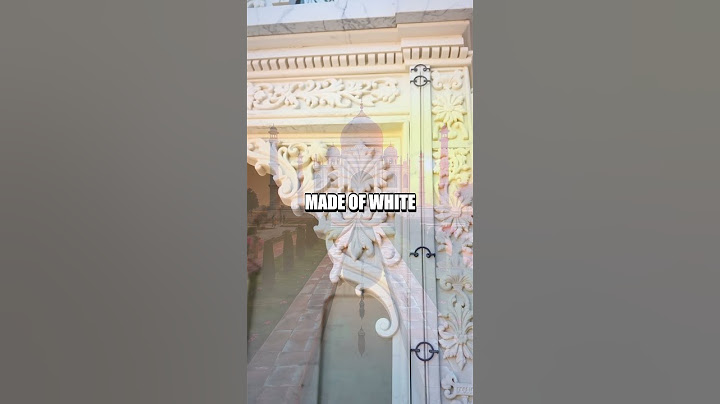 The Building of the Taj Mahal