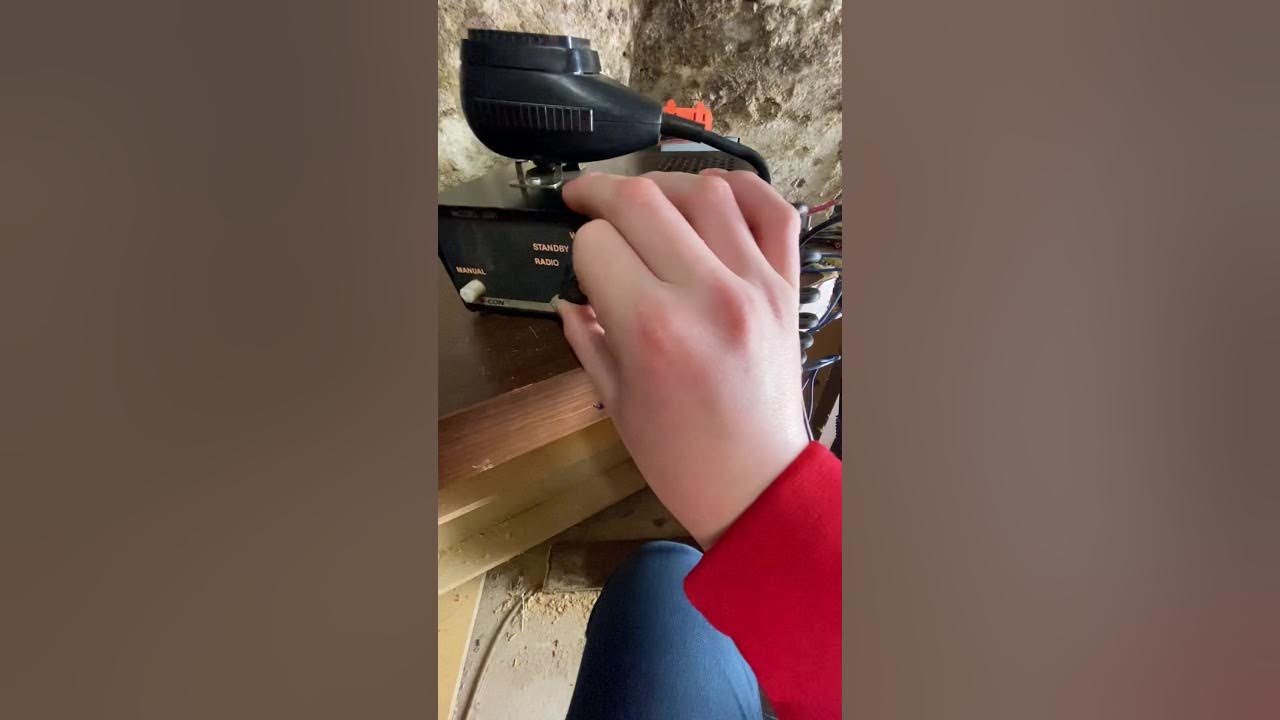 Code 3 vcon siren - YouTube