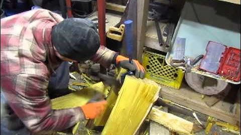 Splitting Osage Orange Tool Handle Blanks