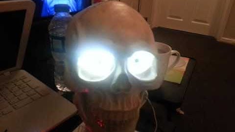 Arduino controlled skull.