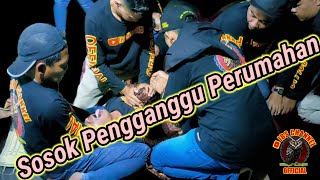 Sosok Misteri Pengganggu Perumahan