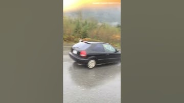 Civic owners tryna drift fwd #hondacivic #drift