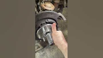 Fixing a damaged thread quick n easy on a cv axle with Dremel rotary tool