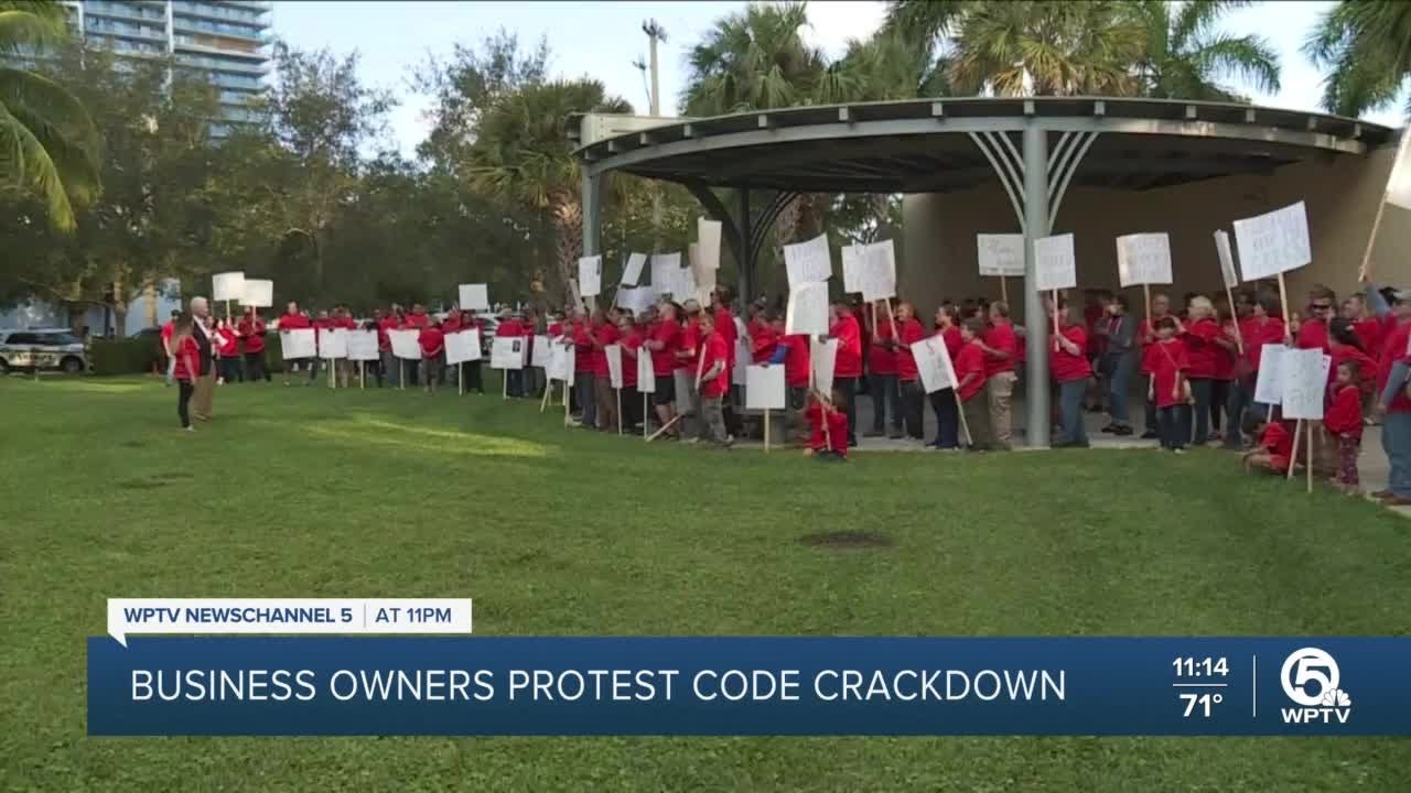 Truckers protest crackdown on zoning rules in the Acreage