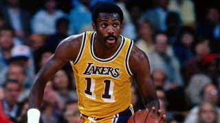 Bob McAdoo Makes 2 Three-Pointers In 1 Minute (1983 NBA Finals, Game 2)