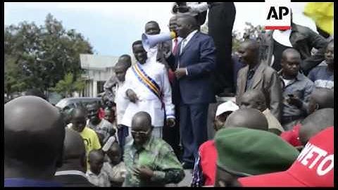 DR Congo - Civilians welcome army into territory previously held by M23 rebels / Delegation of army