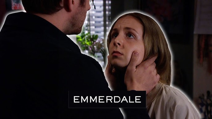 Tom Uses Amelia To Play Mind Games With Belle | Emmerdale - YouTube