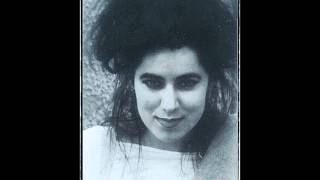 Mary Poole (Robert Smith's wife) introducing The Cure's song Push on the radio in 1989
