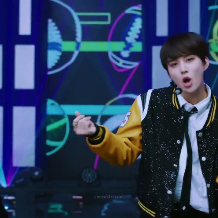 230101 smcu palace - universe (let's play ball)