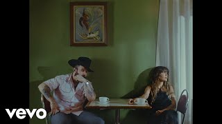 Kany García, Carín León - El Sombrero Y La Camisa (Oficial)