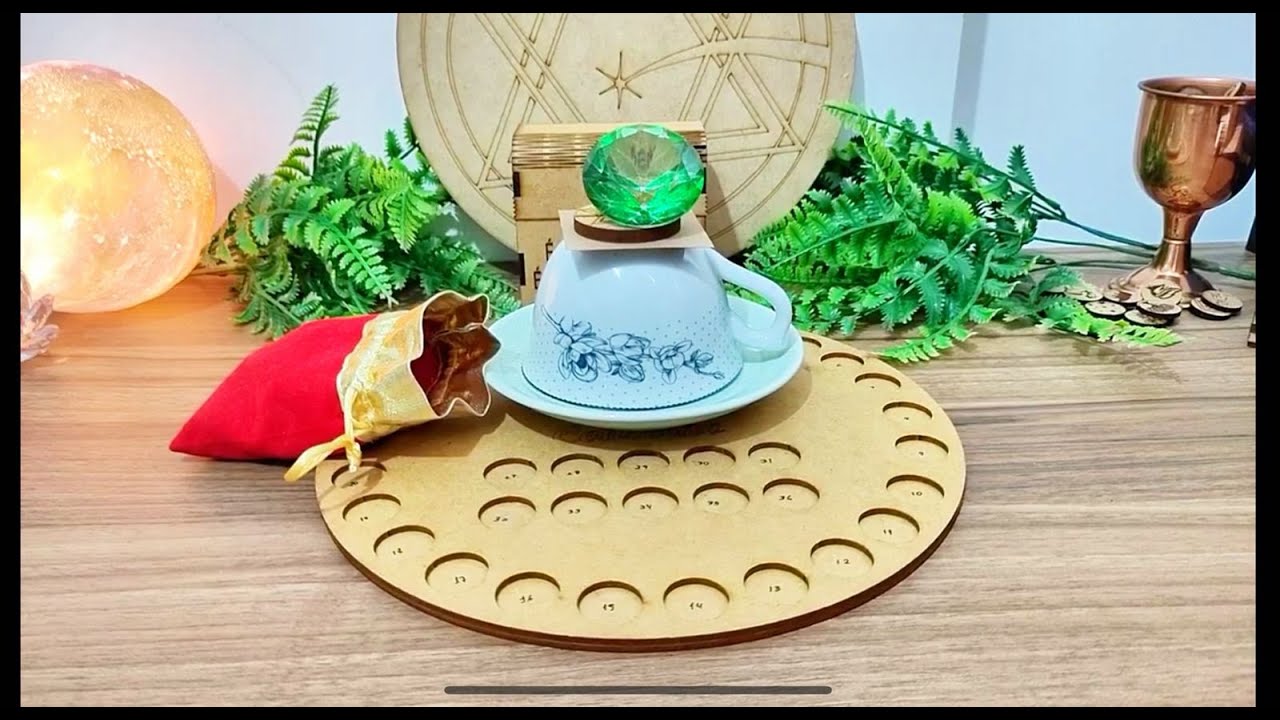 ESCOLHA A SUA XÍCARA... O QUE ELA REVELA PODE MUDAR TUDO!