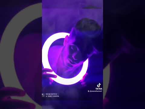 بصي يادنيا انا ضهري زميلي  بصي يادنيا انا ضهري زميلي