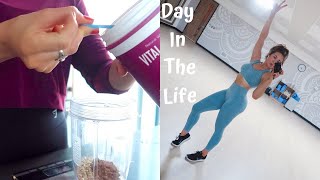 Weekend Day In The Life VLOG | Workouts, Food, New Series Update!