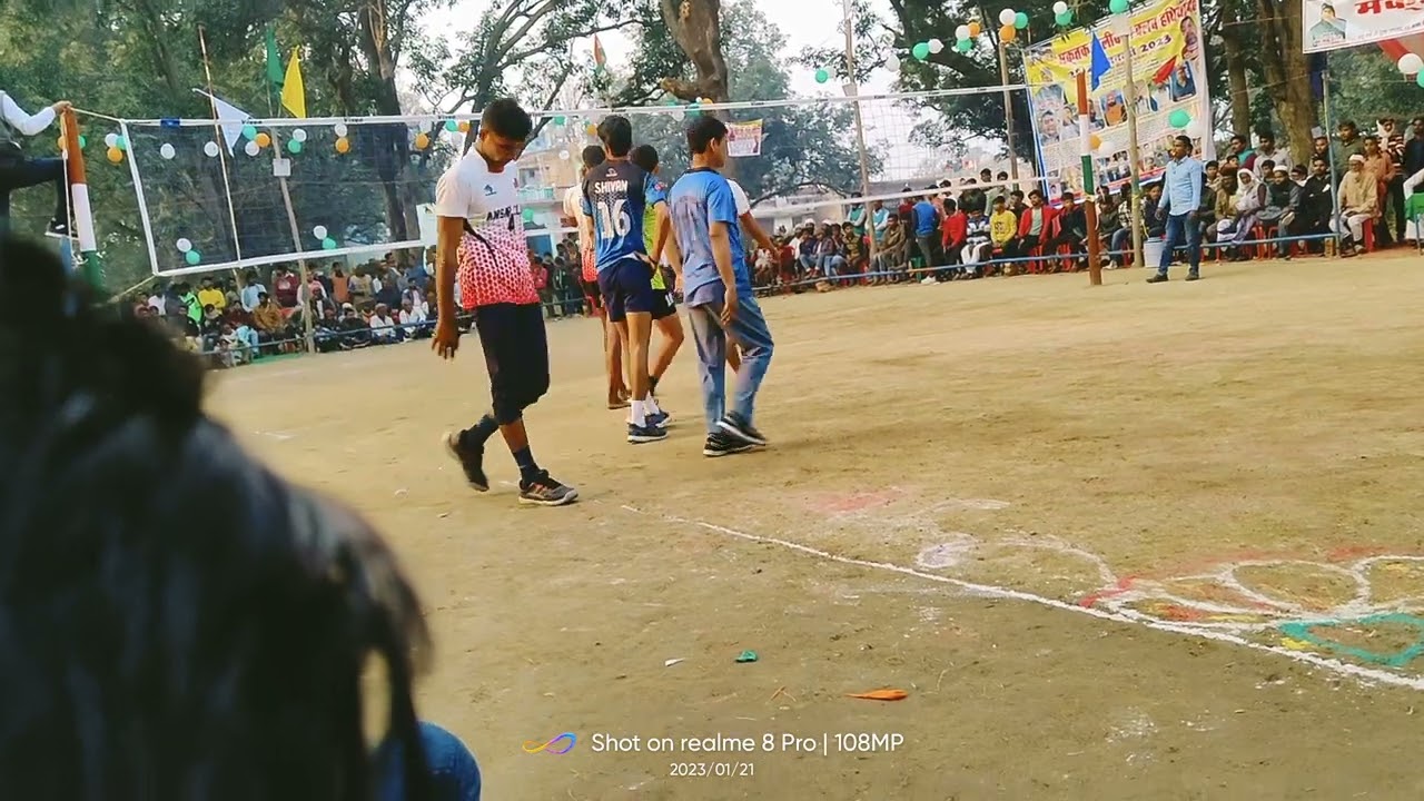 Amar Dobha vs Pilibhit volleyball in hathiya garh