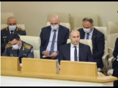 გმირი ჯარისკაცებისთვის პატივის მიგება არ არის თქვენი პასუხისმგებლობა?- თავდაცვის მინისტრი პარლამენში