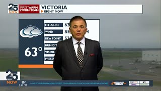 Clouds increase, showers by late Thursday