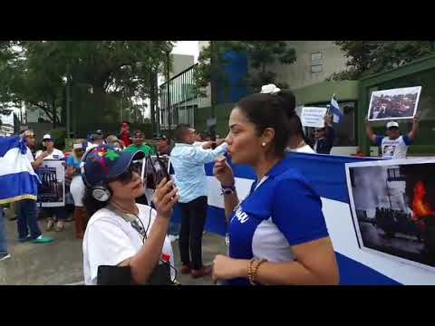 Continúa protesta frente al BCIE en Costa Rica.