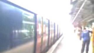 (21-3-2009)mtr sp1900 D207-D205 depart sheung shui station