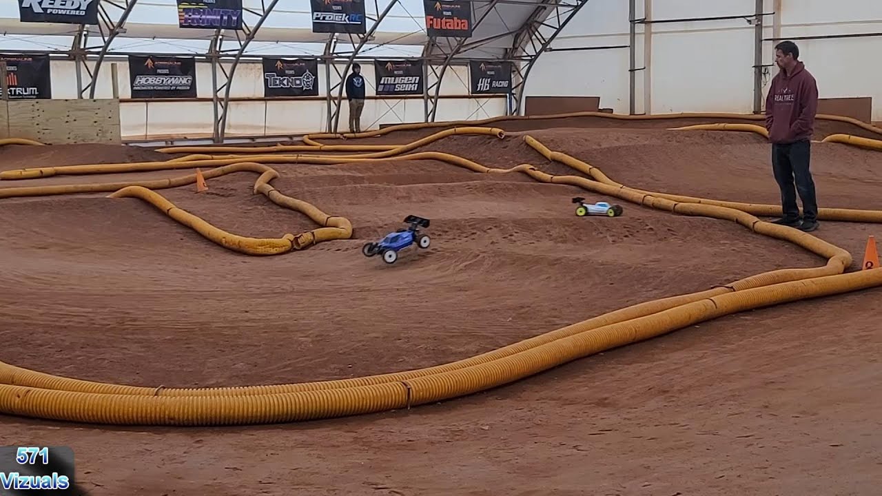 RC racing 1/8th scale electric buggy open Adrenaline RC Raceway - YouTube