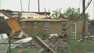 EF1 Tornado touches down in South Texas, killing one and injuring 11