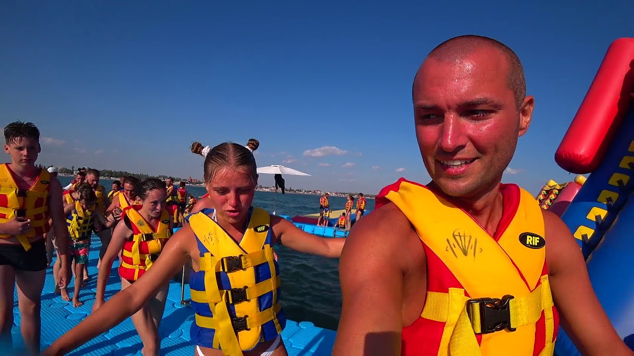 ОСТРОВ РАЗВЛЕЧЕНИЙ В ОТКРЫТОМ МОРЕ. ЖАРИМ ШАШЛЫК. ЖЕЛЕЗНЫЙ ПОРТ 2019