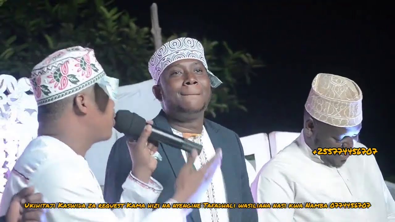 QASWIDA ILIYOMUINUA UST JUMA FAKI KATIKA SHEREHE YA FARHAN _KILA MTU NA MTUWE_ABDULLA KHELEF_FIRDAUS