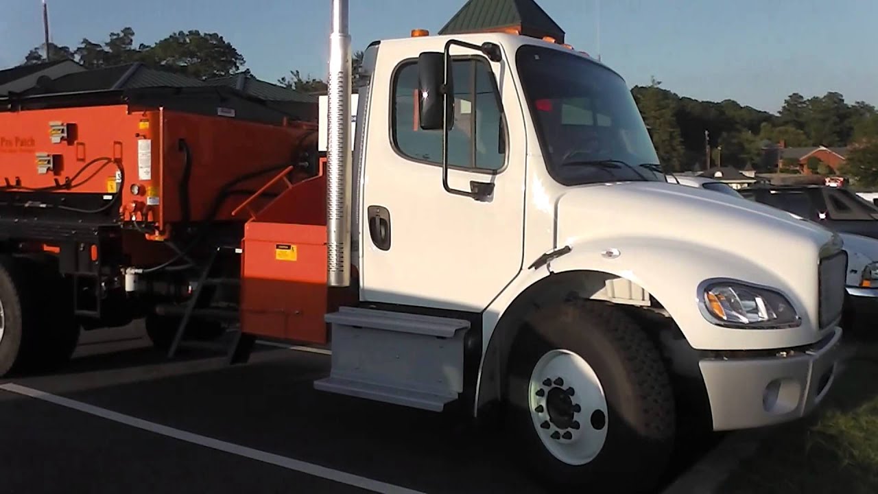 Pot-Hole Street Repair Truck On Display At Austell City Hall In(HD) Austell,Ga. 8-26-2013 - YouTube