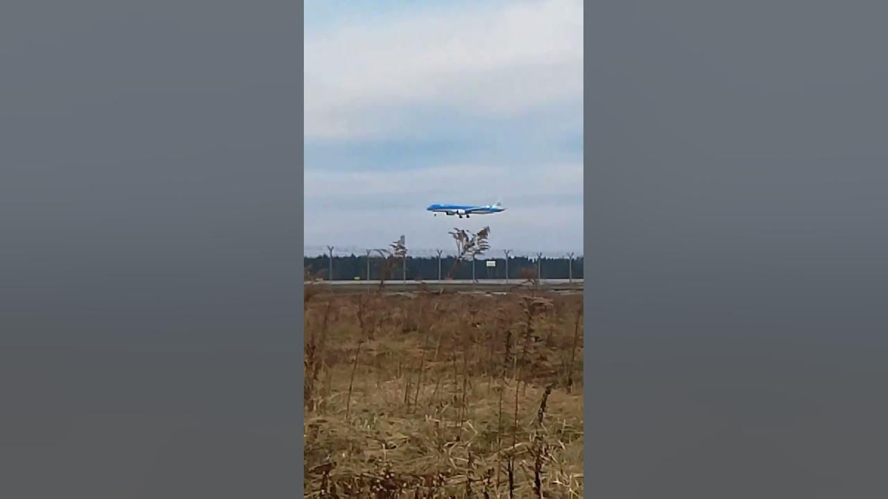 KLM Amsterdam 🛬 landing Katowice Airport ✈️ #shorts#🤠