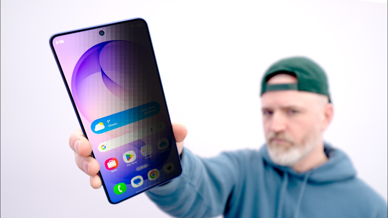 Video till Youtubers kollar in Samsung S26-serien