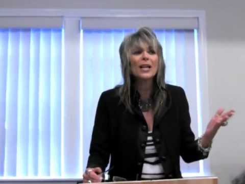 Opening snarks, Vicki Abelson's Women Who Write 10...