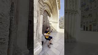 Enjoy a Peaceful Medieval Guitar Music at Valencia Cathedral🎵
