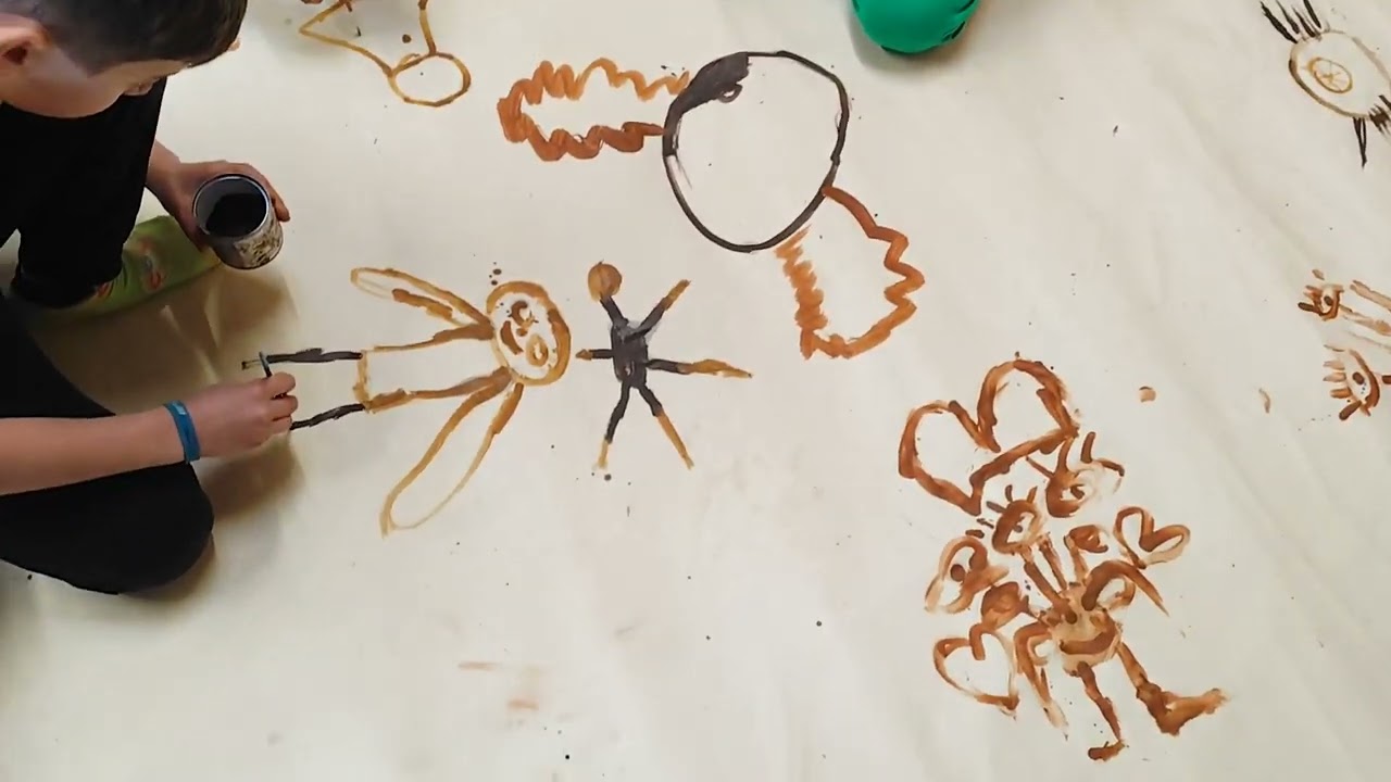 A festa mágica no mundo criativo, com crianças inventadas