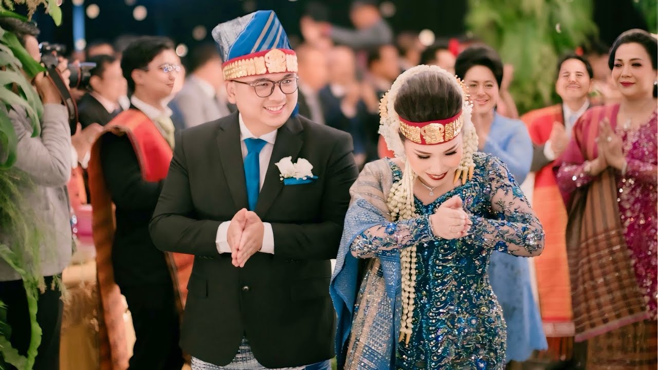 Prosesi Masuk Pengantin (Pesta Pernikahan Batak) | Ebony & Debora | Maria Convention Hall