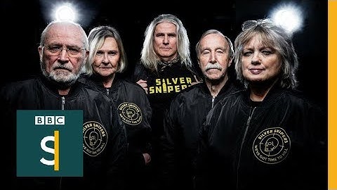 Silver Snipers: Gamers with an average age of 67 - BBC Stories