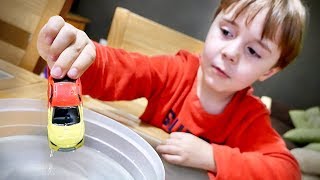 CARRINHO DA HOT WHEELS QUE MUDA DE COR NA AGUA!! Hotwheels Toy Cars for Kids