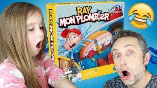 RAY MON PLOMBIER : On se prend des FUITES D'EAU dans la face ! TOP FUN HASBRO ! screenshot 3