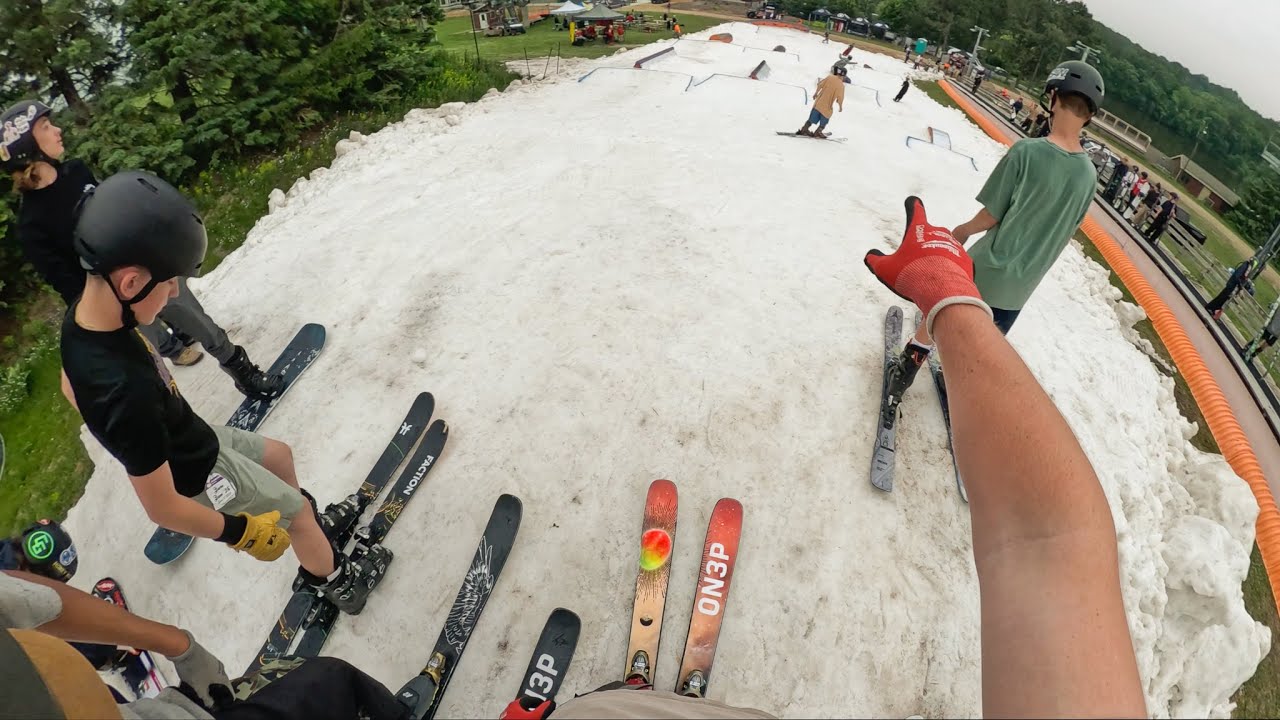 Skiboard Awesome!! RVL8 & Summit Skiboard Ride Comparison. - YouTube