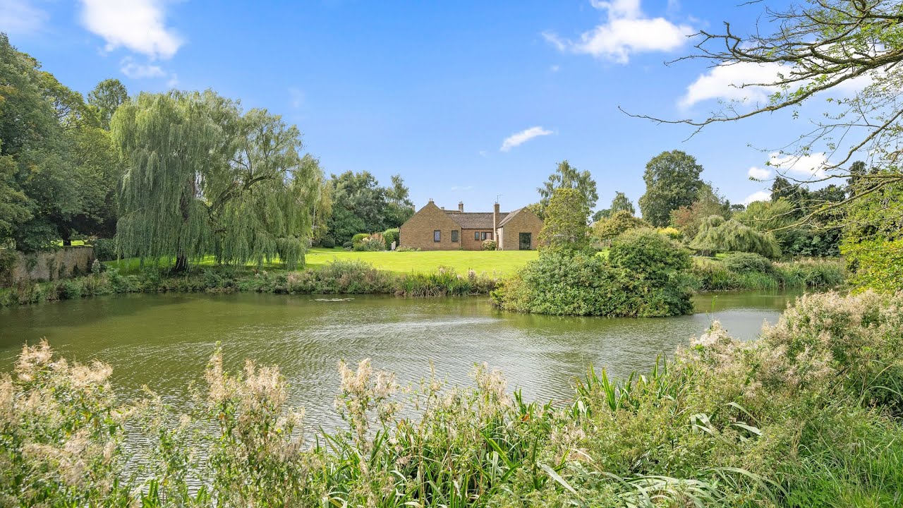 An Exceptional Lakeside Home in the Heart of Rutland