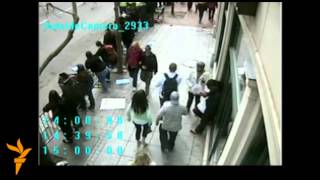 Джорхар Царнаев на месте взрывов в Бостоне Джорхар Царнаев на месте взрывов в Бостоне