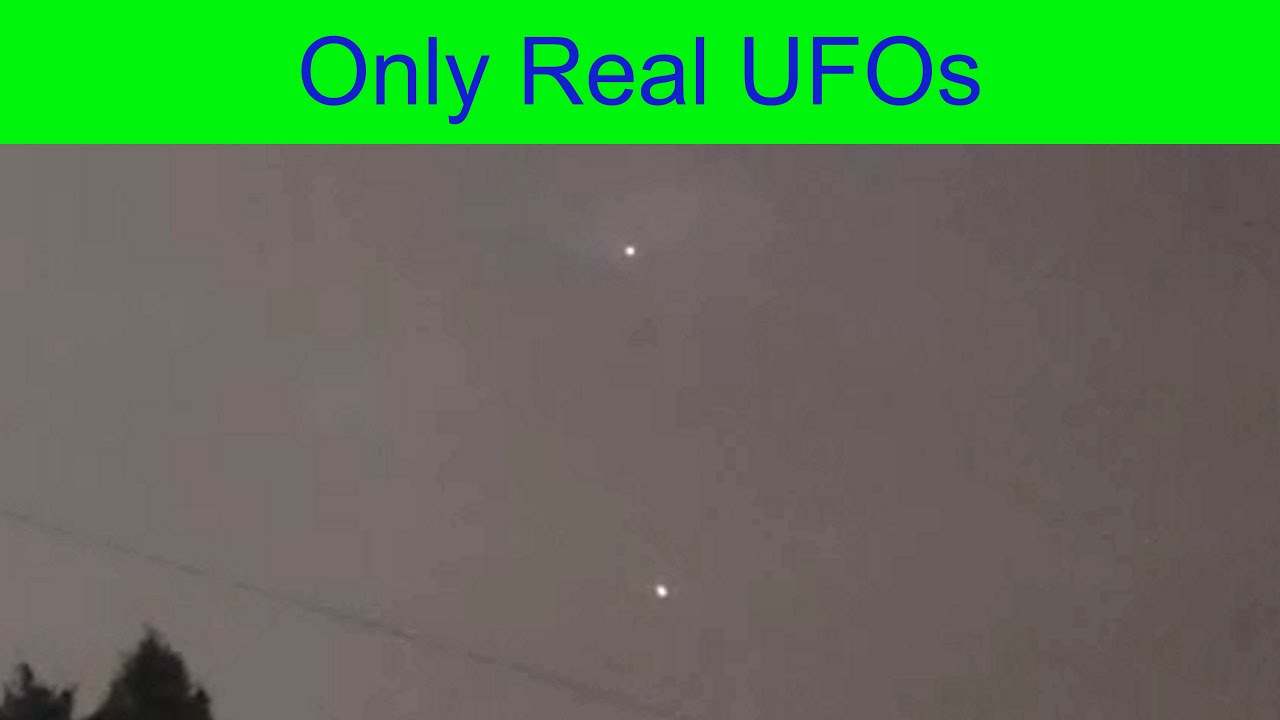 Bright UFO split into two over Portland, Oregon. - YouTube