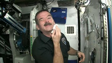 Chris Hadfield on How Astronauts Shave in Space